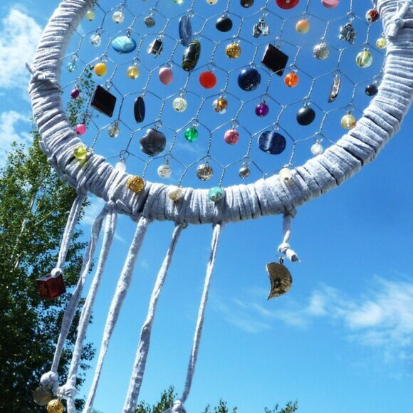 No. 2 Handmade beaded chicken cage - Picture 2 of 5